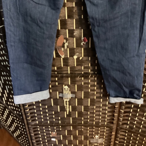 Patch Distressed Jeans (PREOWNED ) - Picture 6 of 6